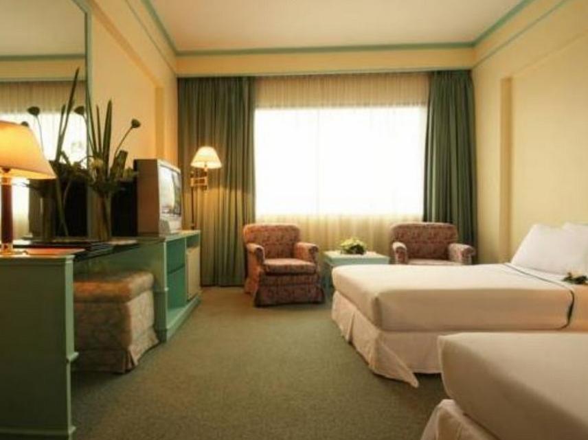 Miracle Transit Hotel Bang Phli Exterior foto